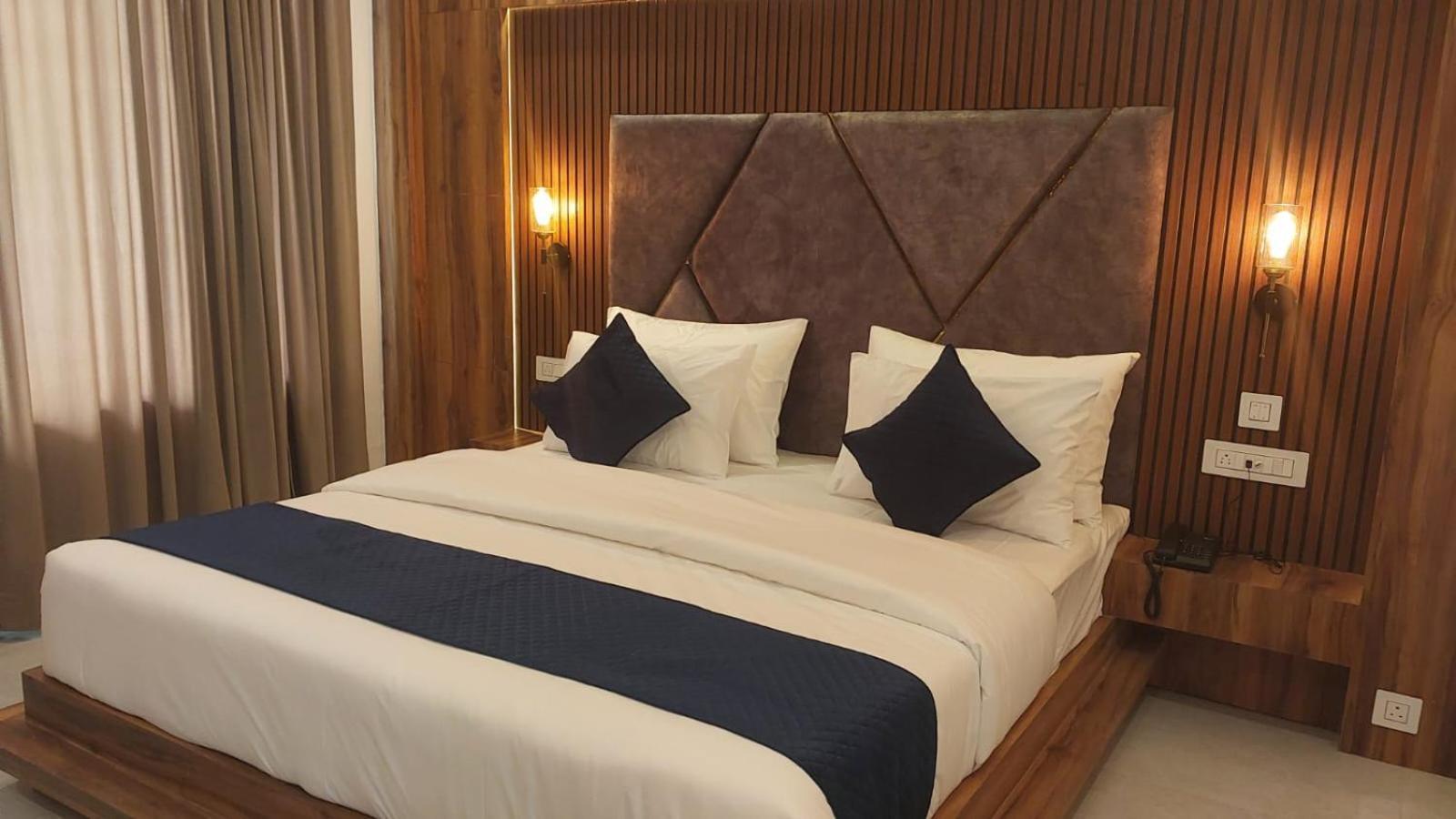 Hotel Sunshine ดารัมซาลา ภายนอก รูปภาพ